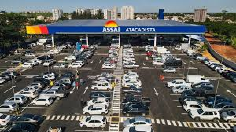 Rede de supermercados oferece 300 vagas de emprego em cidades da Bahia; saiba como se inscrever